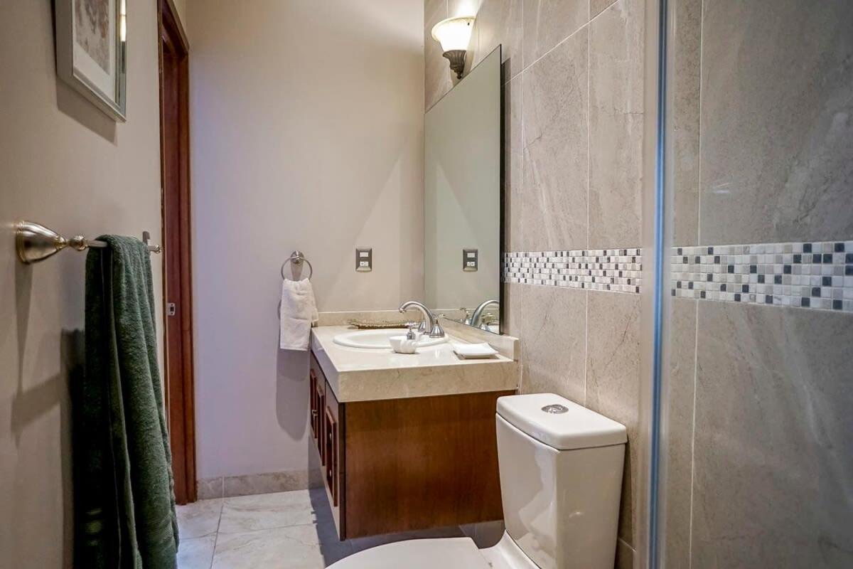 Lujoso Departamento En Leon Apartment Exterior foto